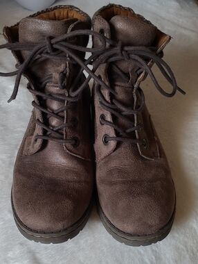Women's Brown Suede Lace-Up Ankle Booties